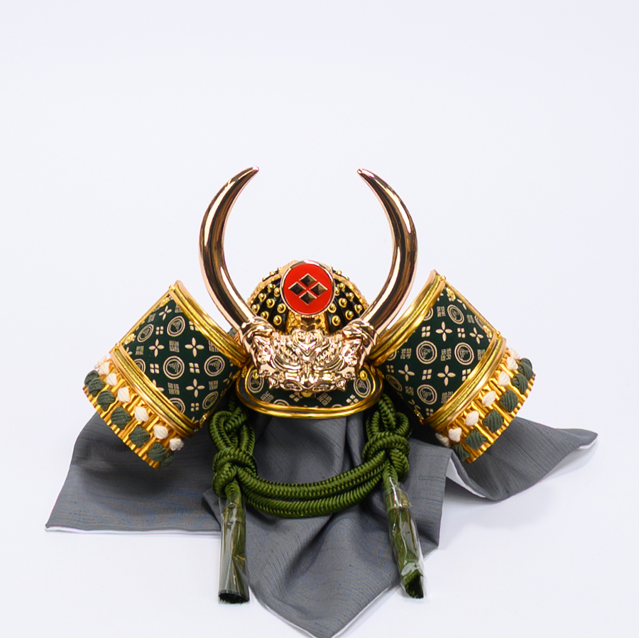 甲州印伝緑富士山柄　8号深川緑武田信玄兜　オーク寄せ木収納飾りセット4写真