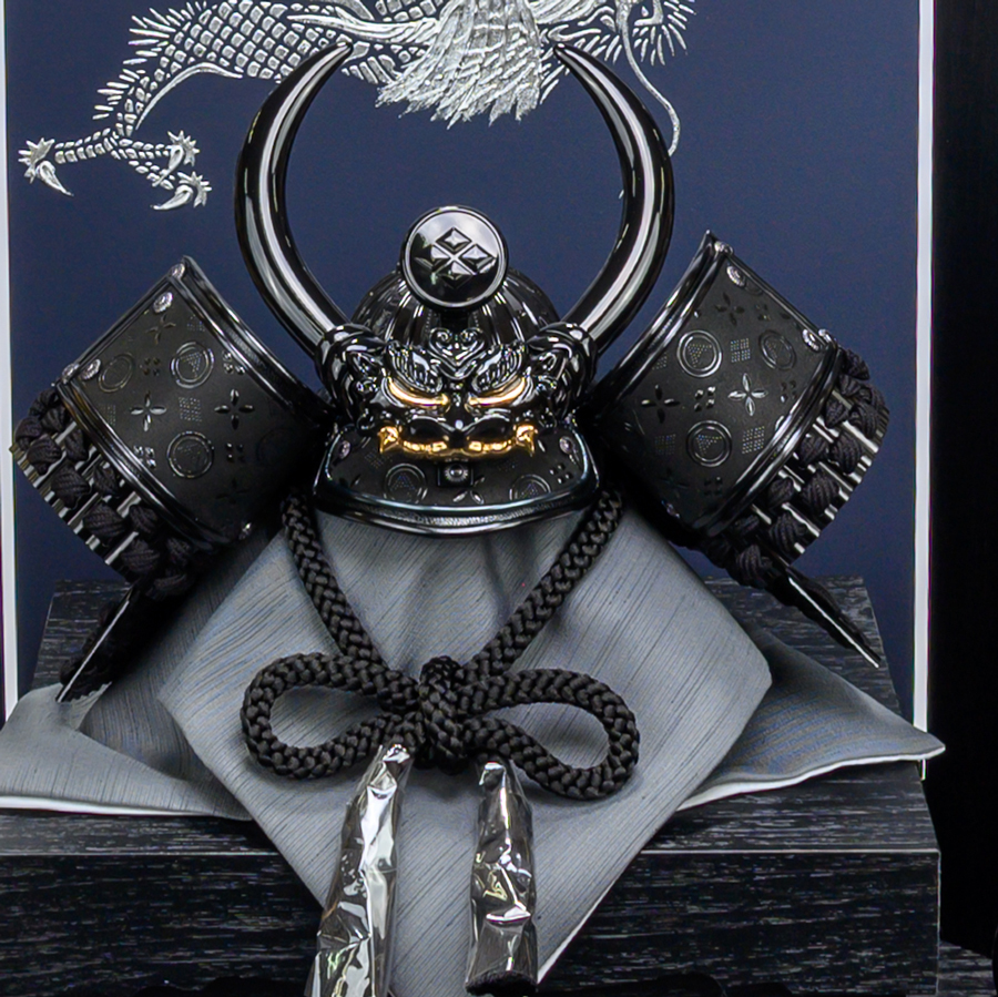甲州印伝富士山柄8号　Black Edition TAKEDA銀龍兜セット3写真