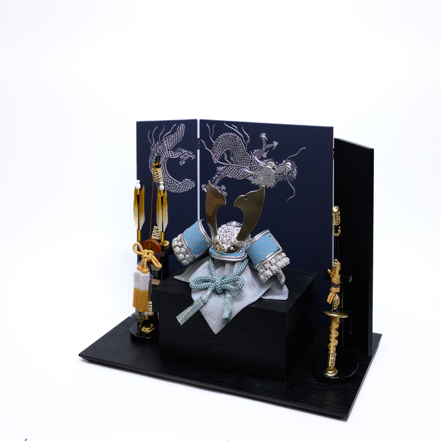 甲州印伝水色富士山柄銀大鍬形5号兜色彩箔銀龍セット2写真