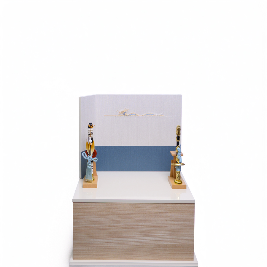 甲州印伝富士山柄水色大鍬型兜龍刺繍収納飾り3写真